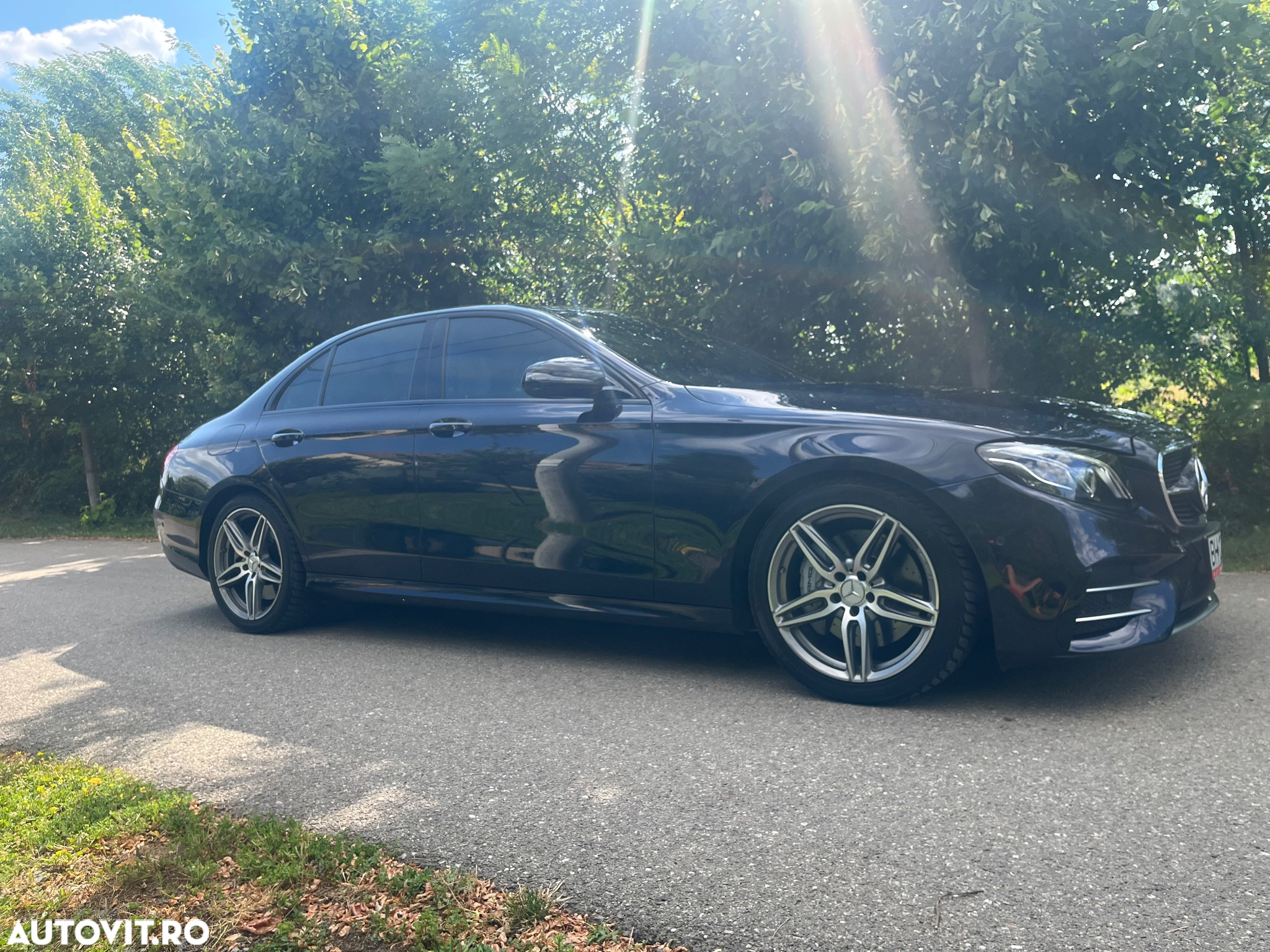 Mercedes-Benz E 43 AMG 4Matic 9G-TRONIC - 22