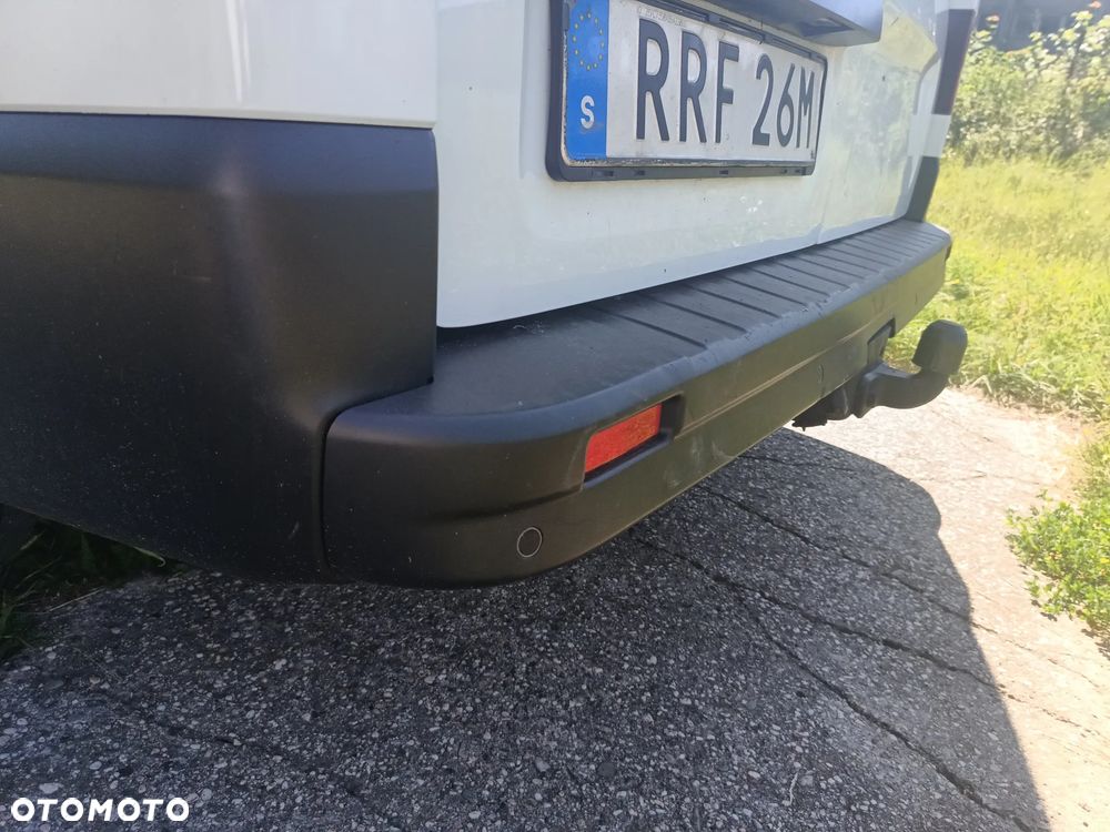 Renault Trafic L1H1 1.6 diesel 145kM, manual, 2019 rok BAGAŻNIK DACHOWY THULE, KAMERA COFANIA, HAK, CZUJNIKI PARKOWANIA, ORGINALNY PRZEBIEG! - 21