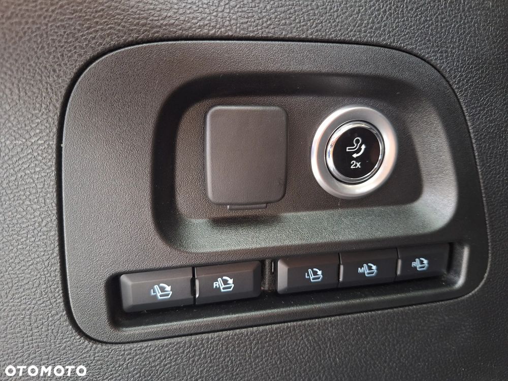 Ford S-Max 2.0 EcoBlue Titanium - 16