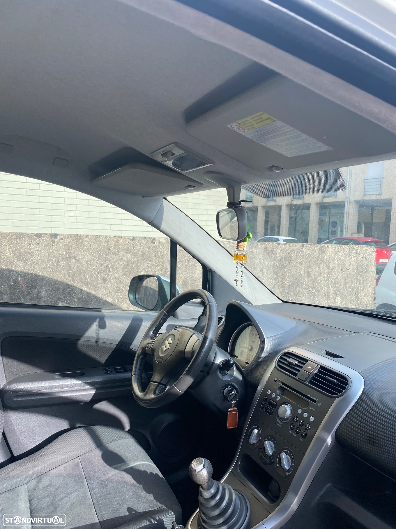 Suzuki Splash 1.0 GL - 9