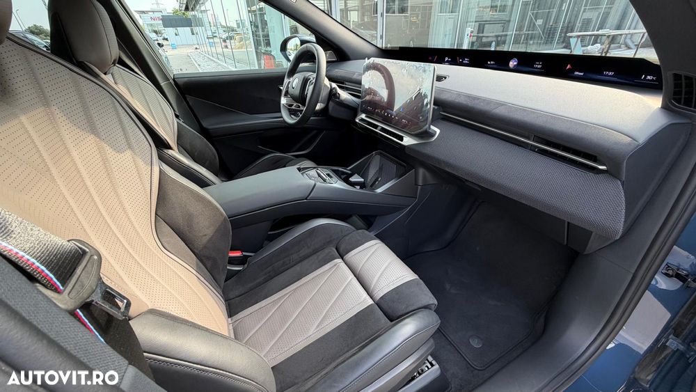 BMW iX3 - 14