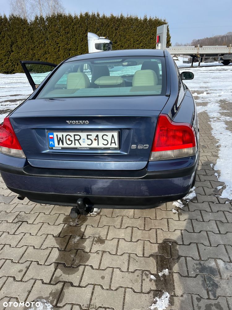 Volvo S60 2.4 Momentum - 10