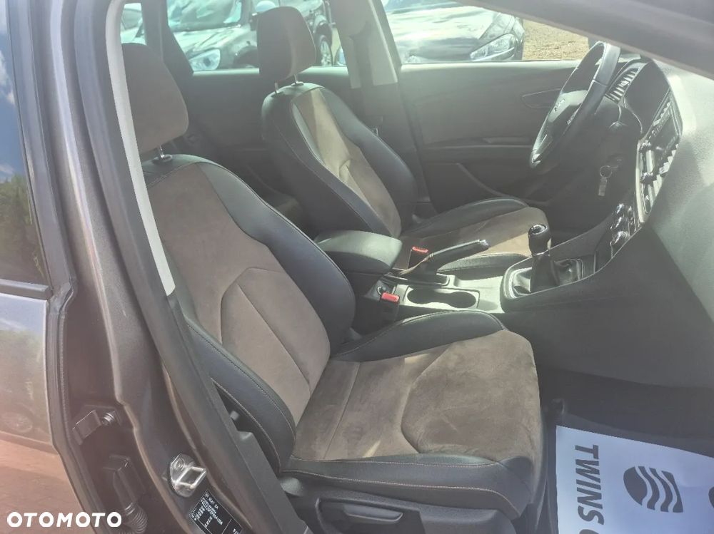 Seat Leon 2.0 TDI DPF XCELLENCE - 19