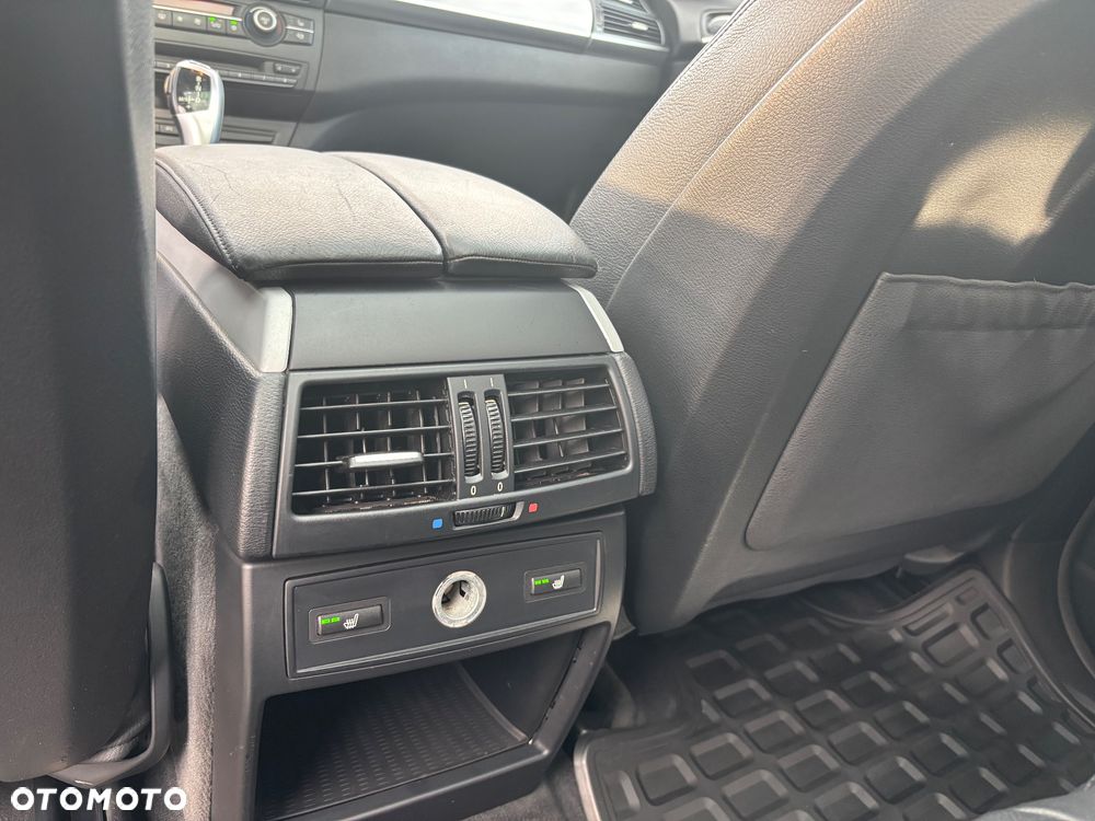 BMW X5 xDrive30d - 23