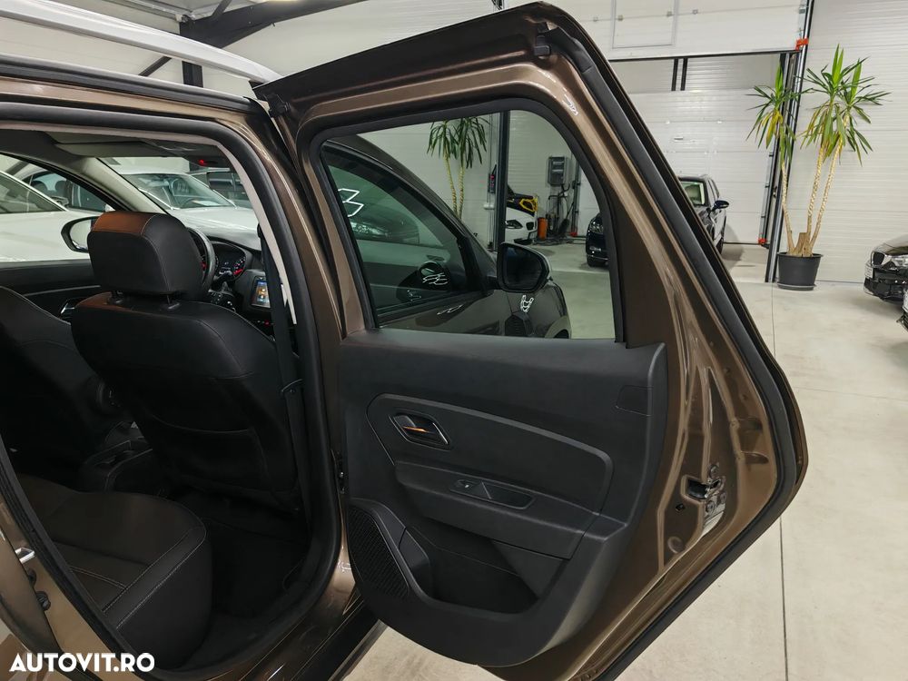 Dacia Duster 1.6 SCe Prestige jante 17" - 30