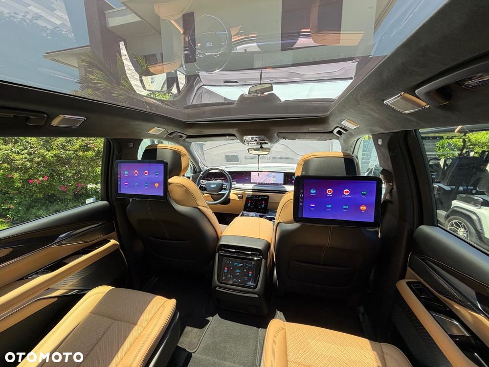 Cadillac Escalade - 6