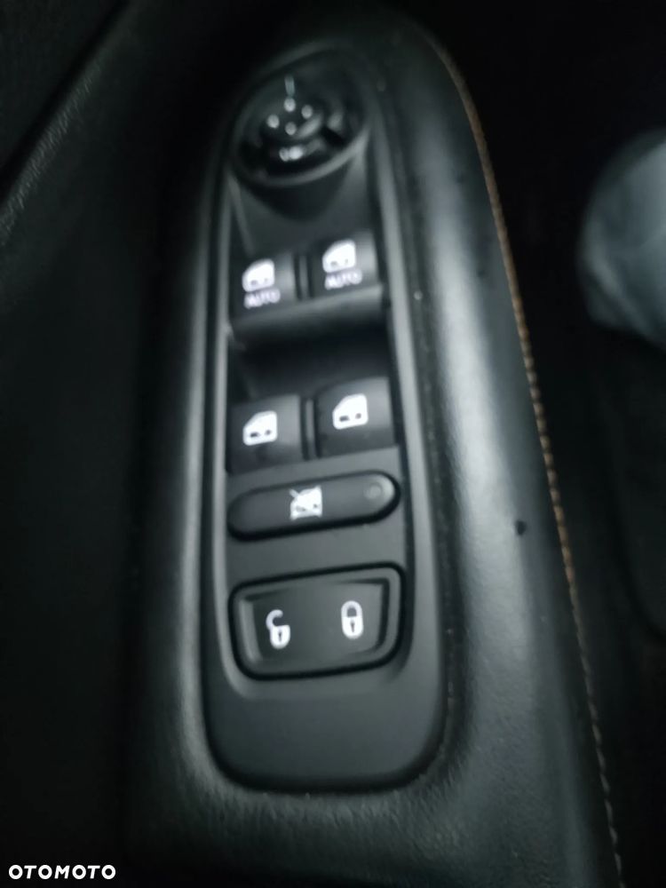 Jeep Compass - 11