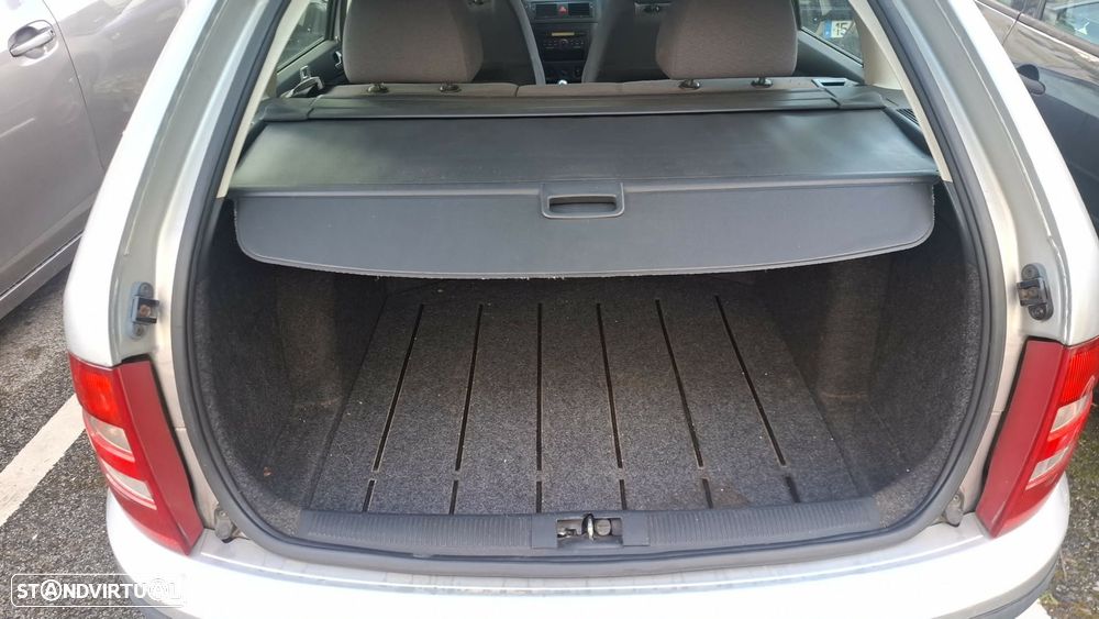 Skoda Fabia Break 1.4 Elegance AR4 - 7