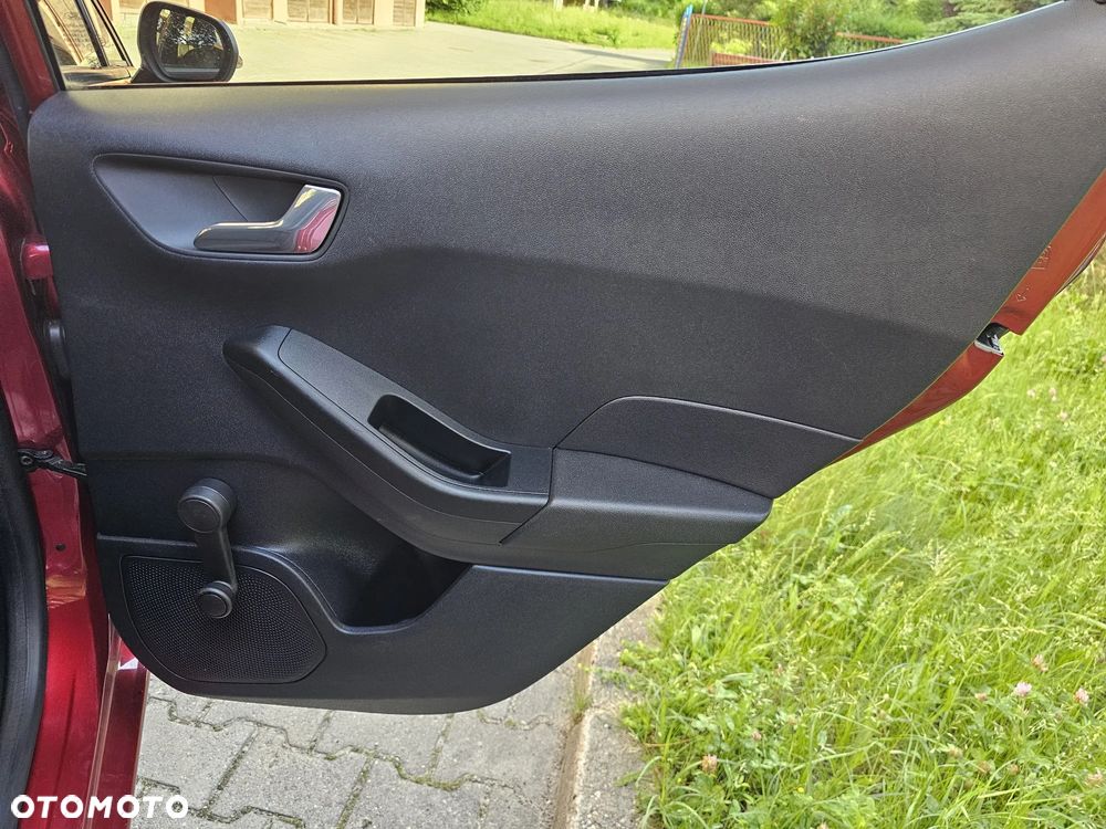 Ford Fiesta 1.1 S&S COOL&CONNECT - 24