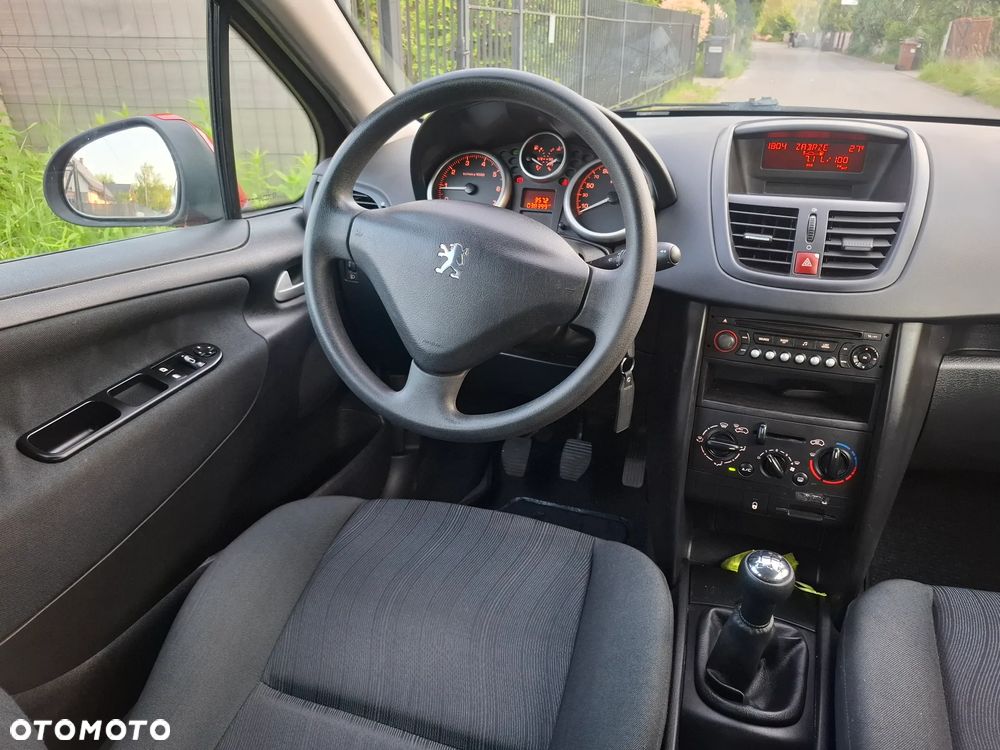 Peugeot 207 1.4 Trendy - 7
