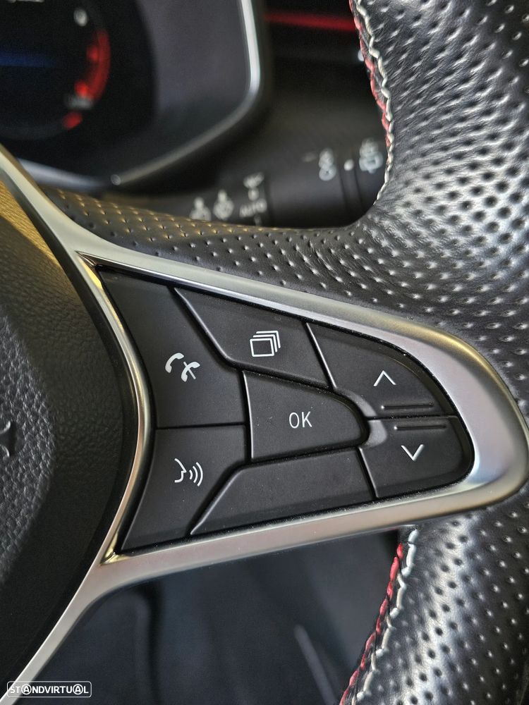 Renault Clio TCe 90 R.S. LINE - 19