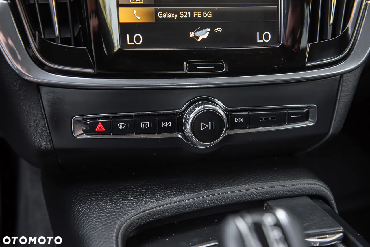 Volvo S90 - 24