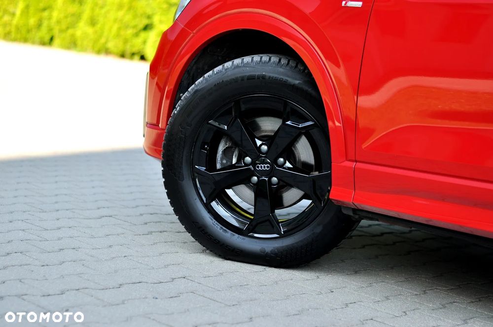 Audi Q2 35 TDI S tronic sport - 12