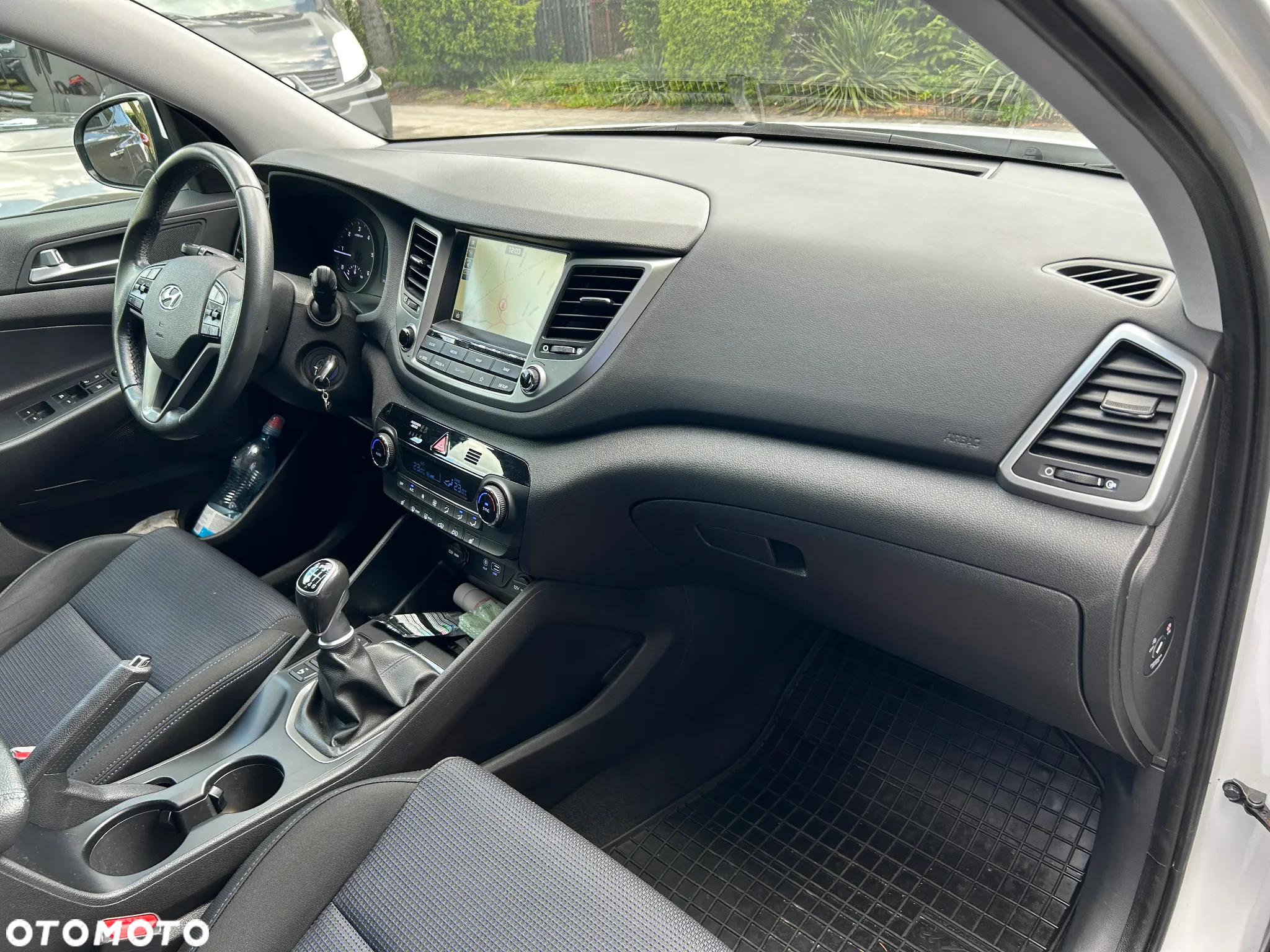 Hyundai Tucson blue 1.7 CRDi 2WD Style - 10