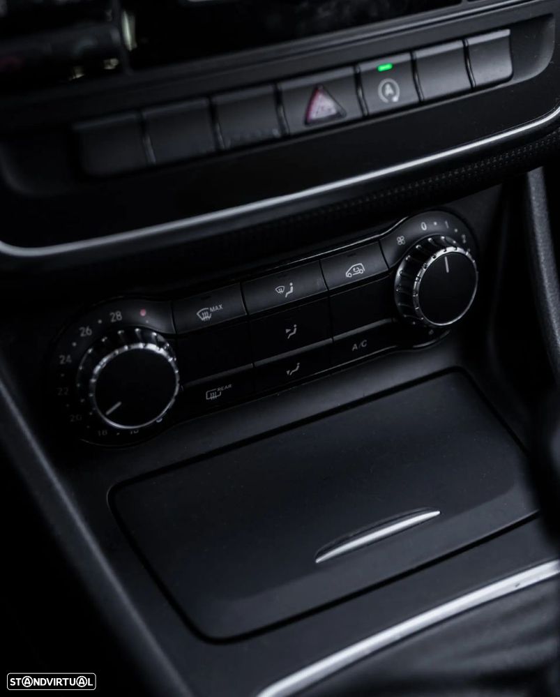 Mercedes-Benz A 180 CDI BE AMG Sport - 12