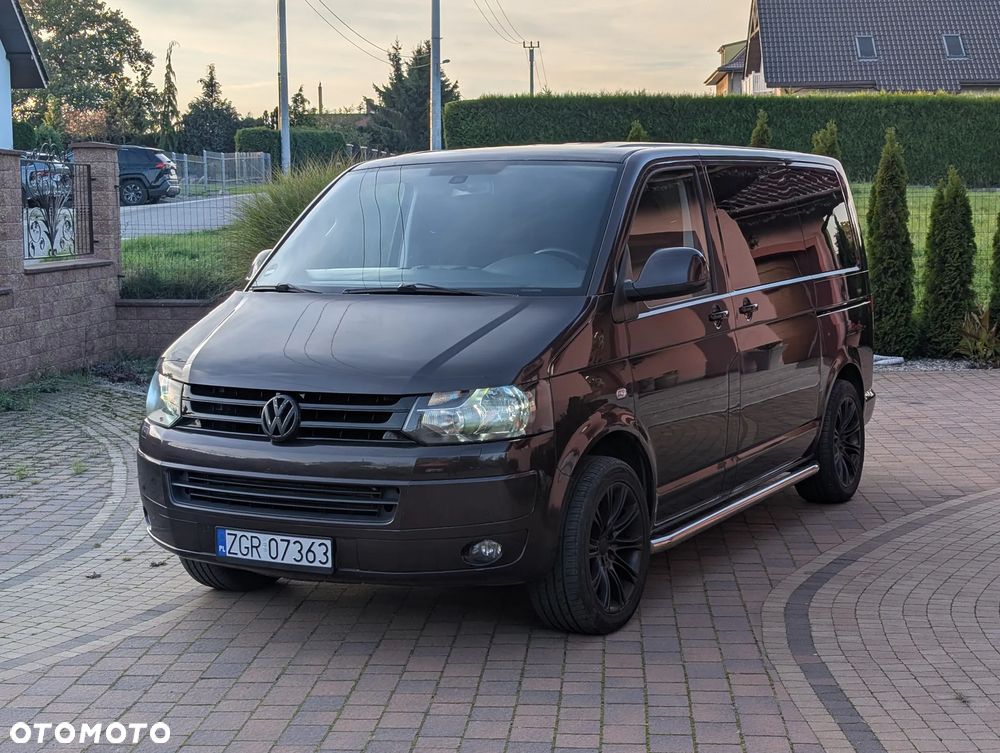 Volkswagen Transporter - 1