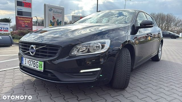 Volvo V60 D3 Geartronic Momentum - 2