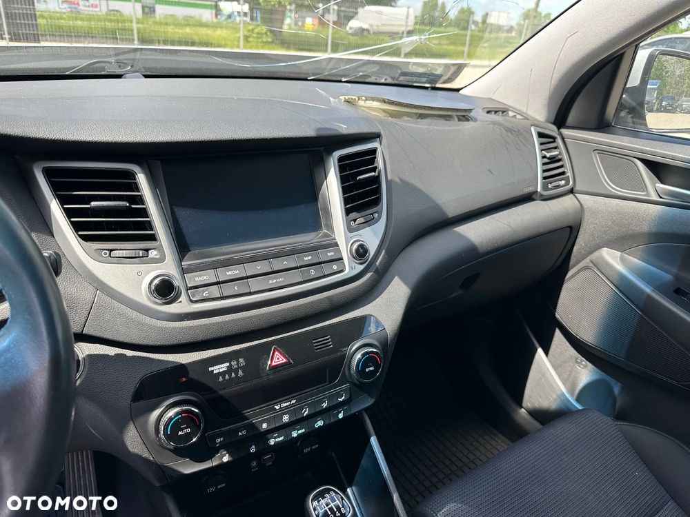 Hyundai Tucson - 13