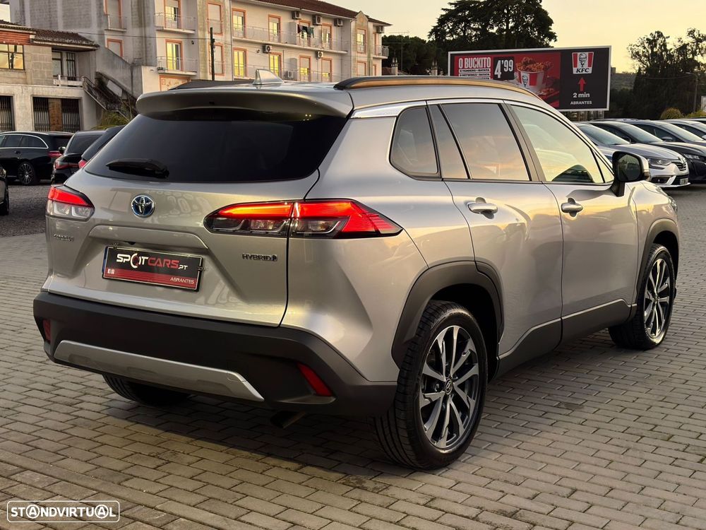 Toyota Corolla Cross 2.0 Hybrid Luxury - 26