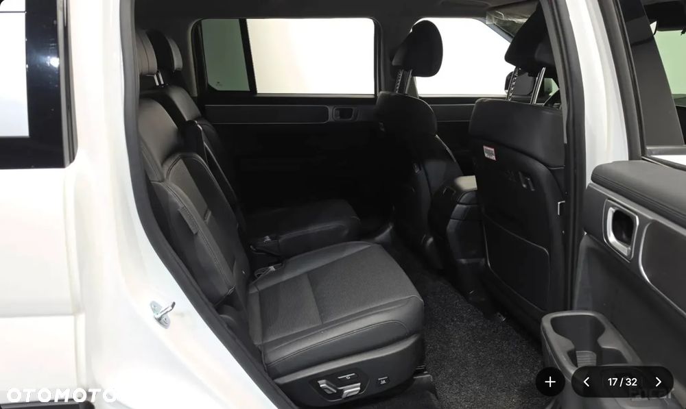 Hyundai Santa Fe 1.6 HEV 2WD 7-Sitzer Signature - 12