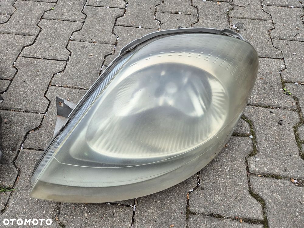 LAMPA LEWA PRAWA PRZÓD EU TRAFIC VIVARO PRIMASTAR 01-06r. - 5