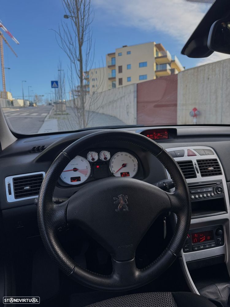 Peugeot 307 1.6 HDi Executive - 14