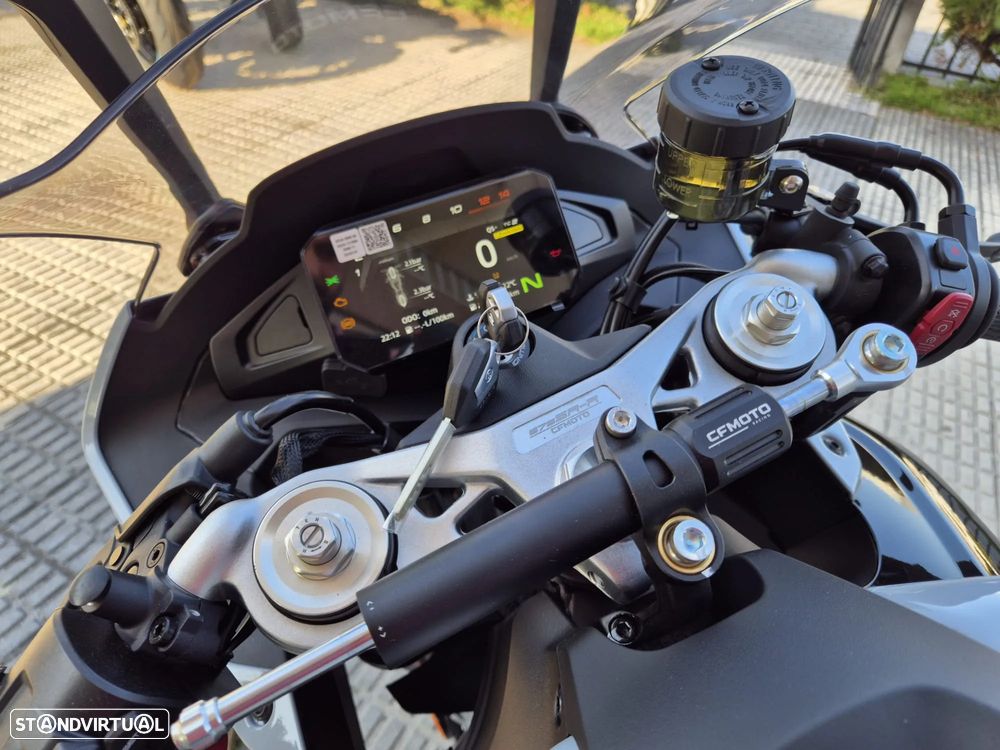 CF Moto 675SR-R - 5