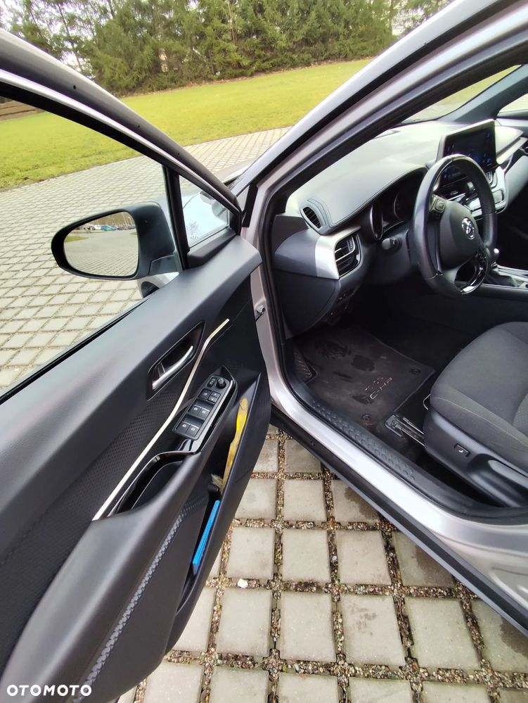 Toyota C-HR - 17