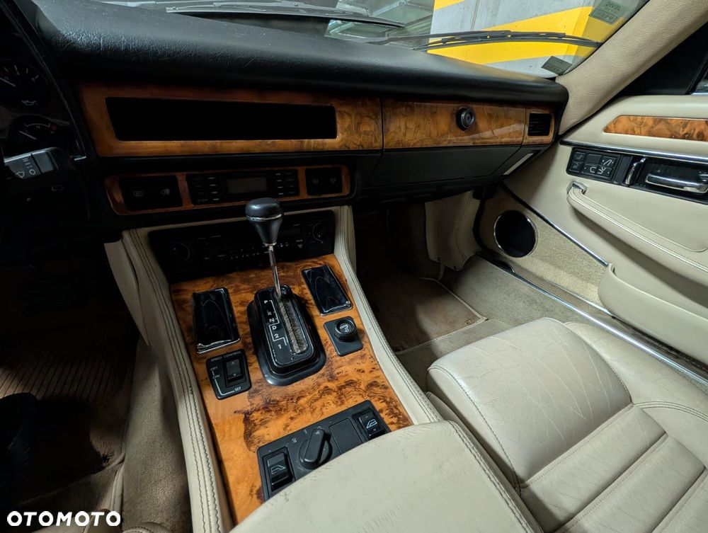 Jaguar XJS - 4