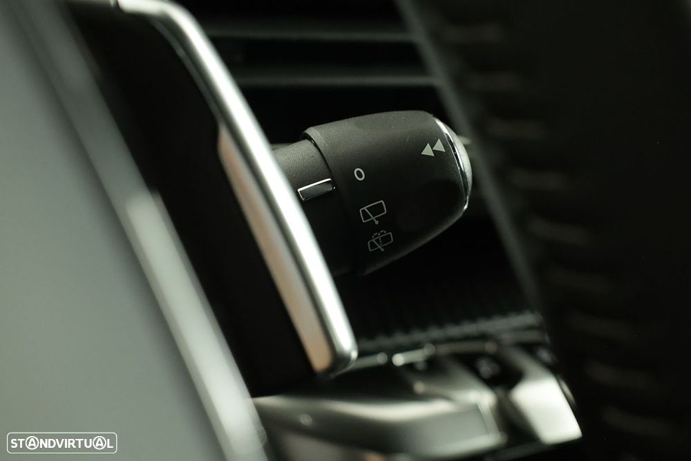 Peugeot 3008 1.6 Hybrid Allure e-EAT8 - 19