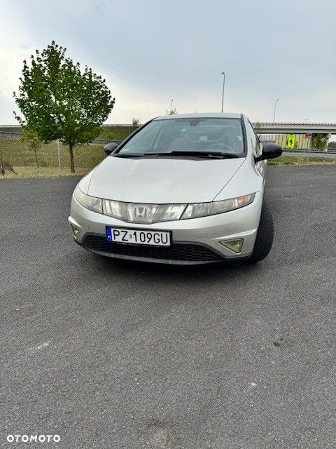 Honda Civic 1.8 Executive - 7