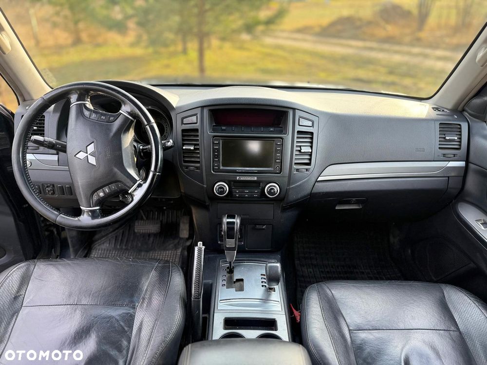 Mitsubishi Pajero 3.2 DID Intense - 10