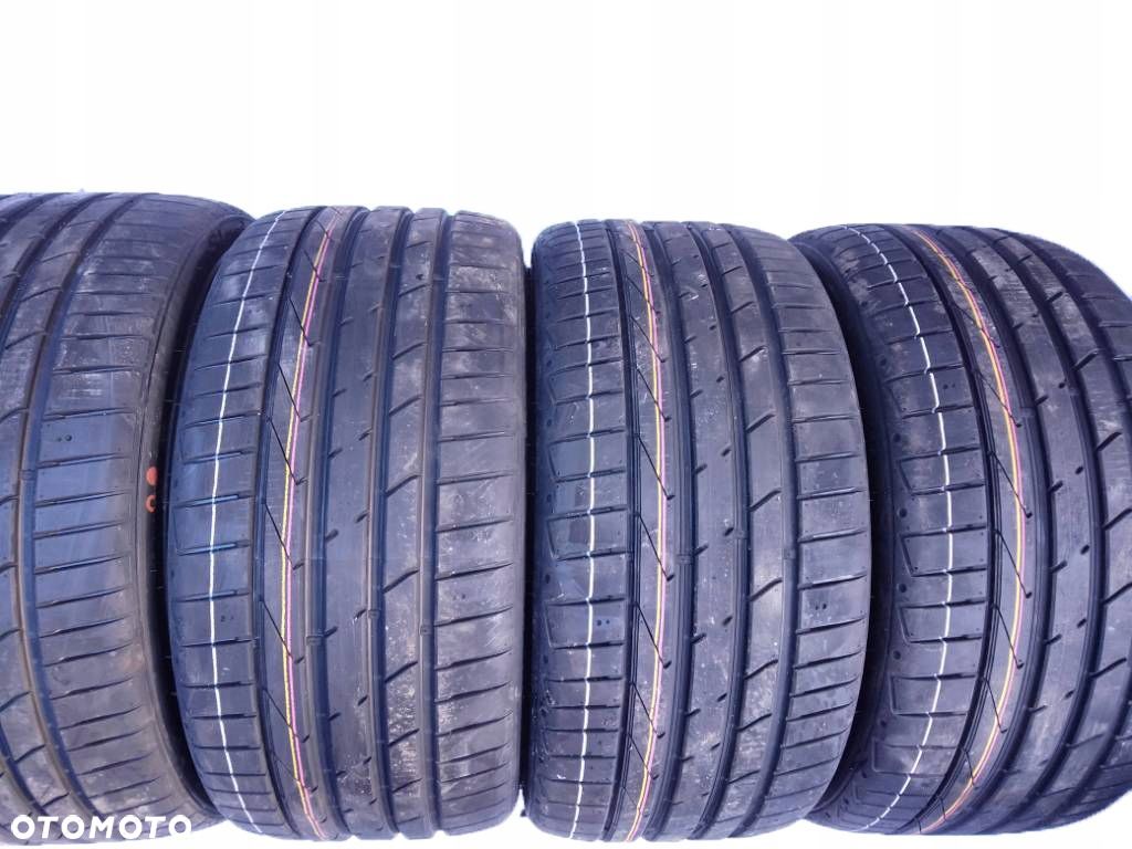 Hankook Ventus S1 Evo 2 245/35 ZR19 93Y 2023 8mm - 1