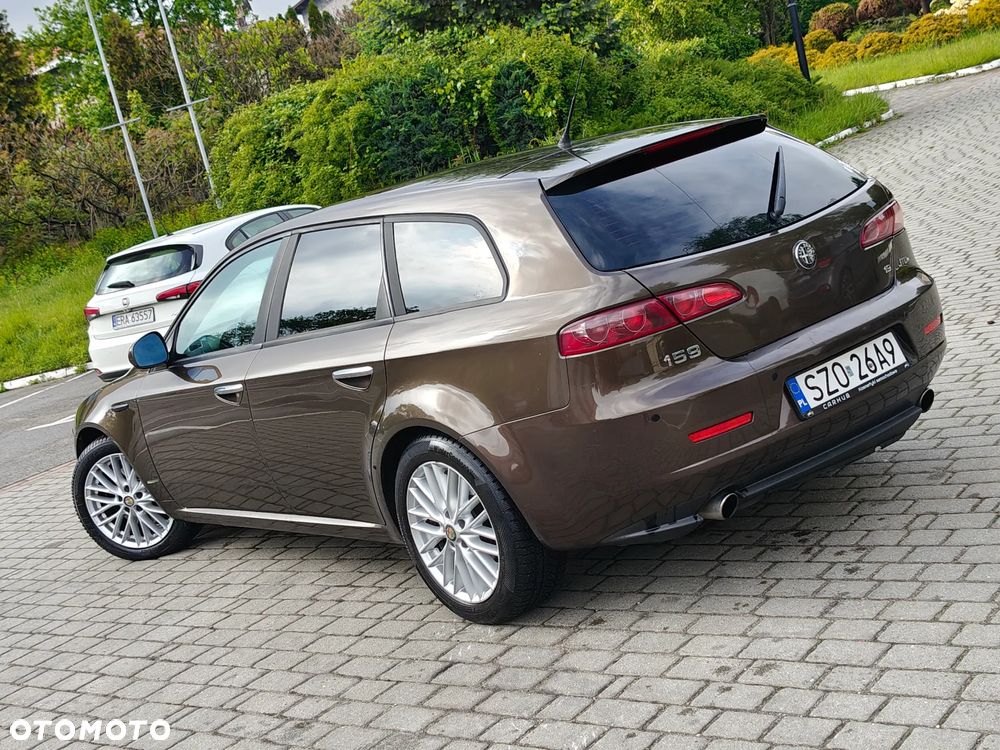 Alfa Romeo 159 1.9 JTDM 8V DPF Distinctive - 5