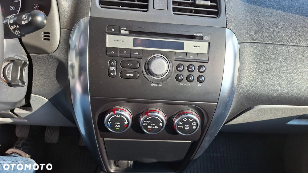 Suzuki SX4 1.6 GS / Premium 4WD - 10