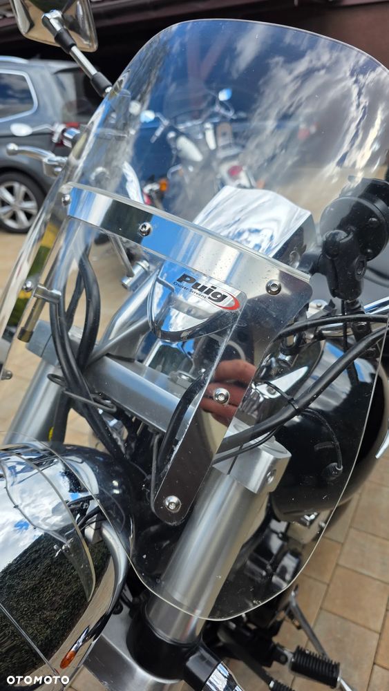 Suzuki Intruder - 14