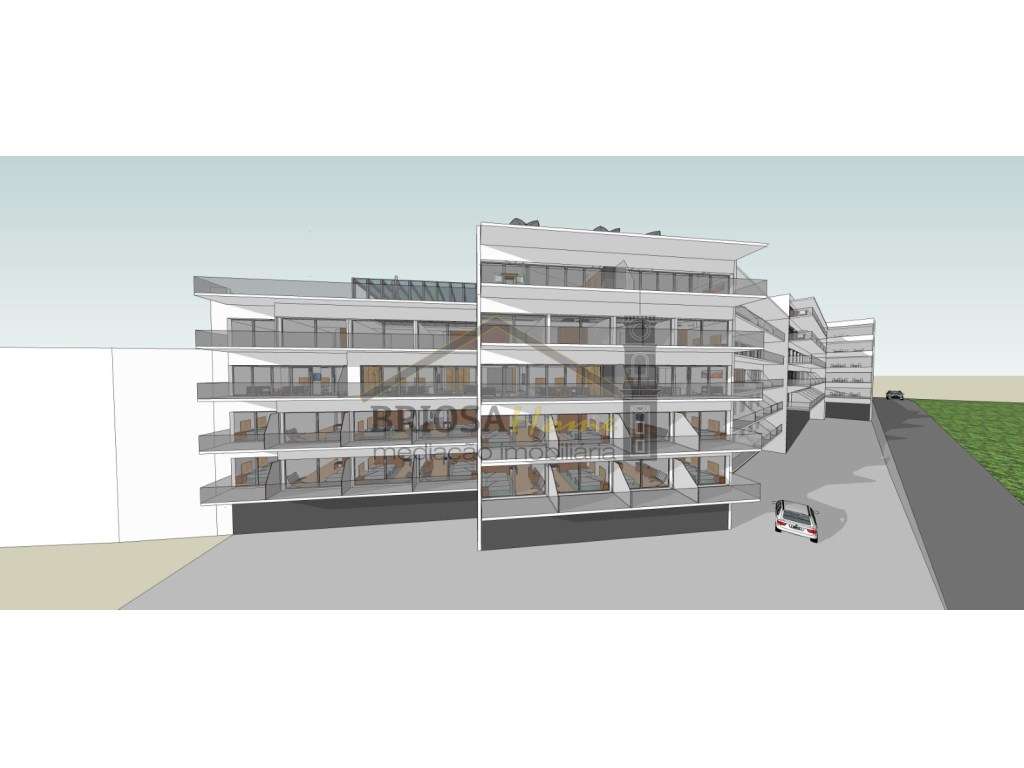 Terreno para RESIDENCIAL SÉNIOR em Sto. António dos Olivais - Grande imagem: 3/33