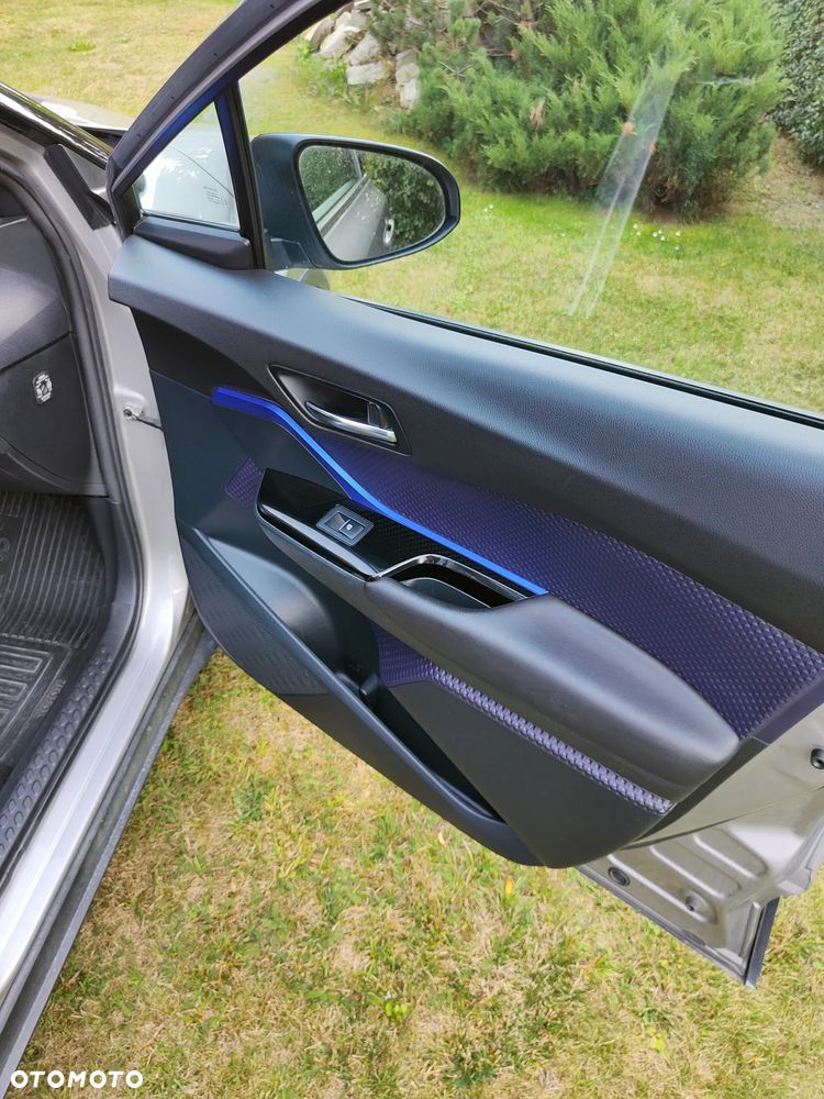 Toyota C-HR - 24