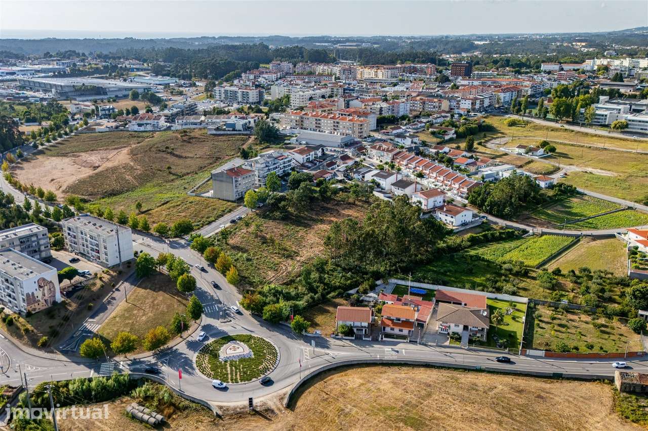 Terreno Para Construção  Venda em Santa Maria da Feira, Travanca, Sanf - Grande imagem: 3/11