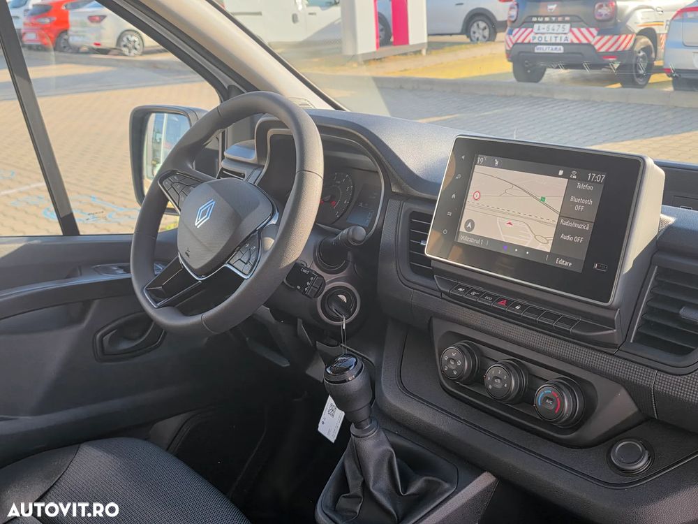 RENAULT Trafic 2025 — imagine 6