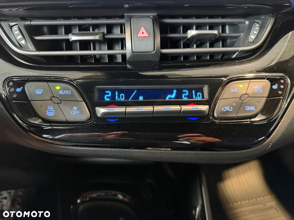 Toyota C-HR - 26