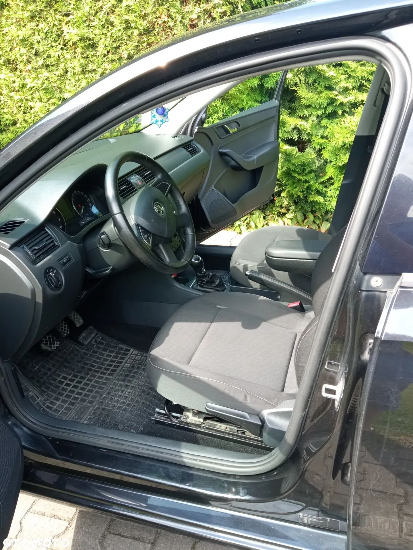 Skoda RAPID 1.2 TSI Active - 9