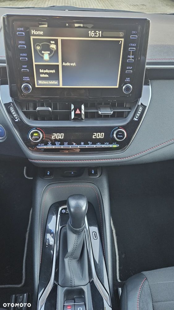 Toyota Corolla 2.0 Hybrid Executive - 15