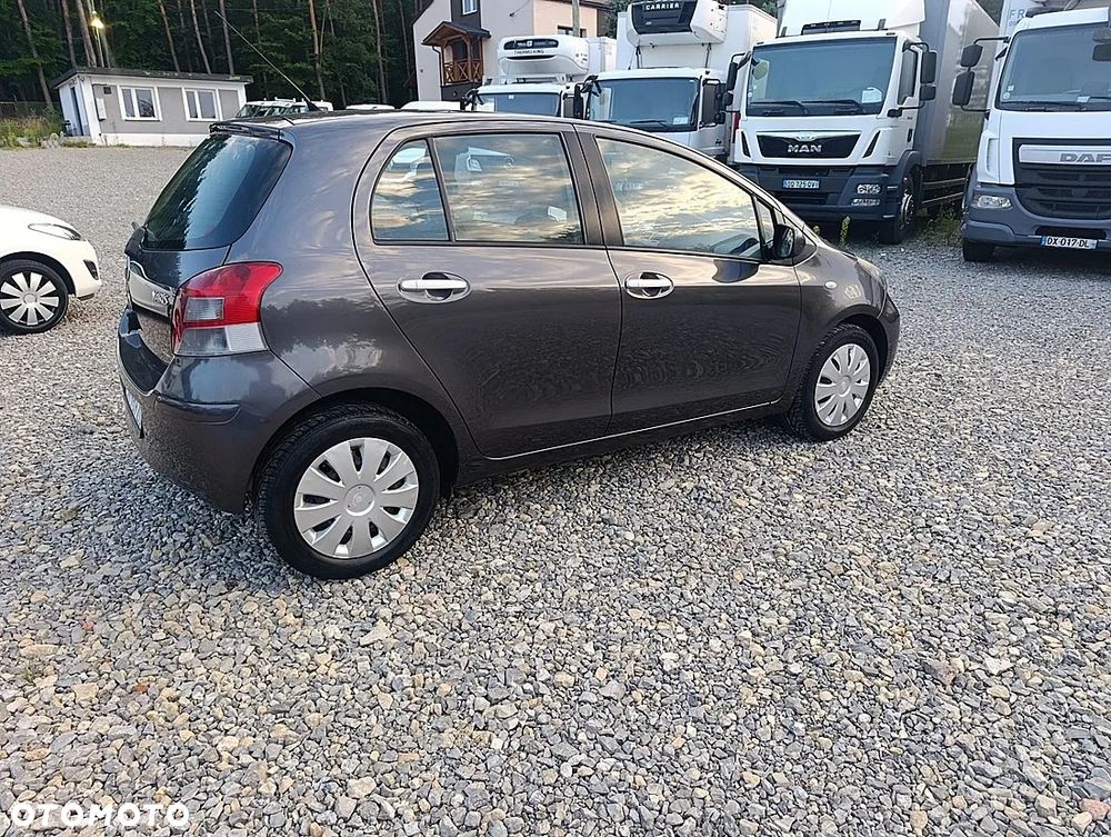 Toyota Yaris 1.33 Prestige - 6