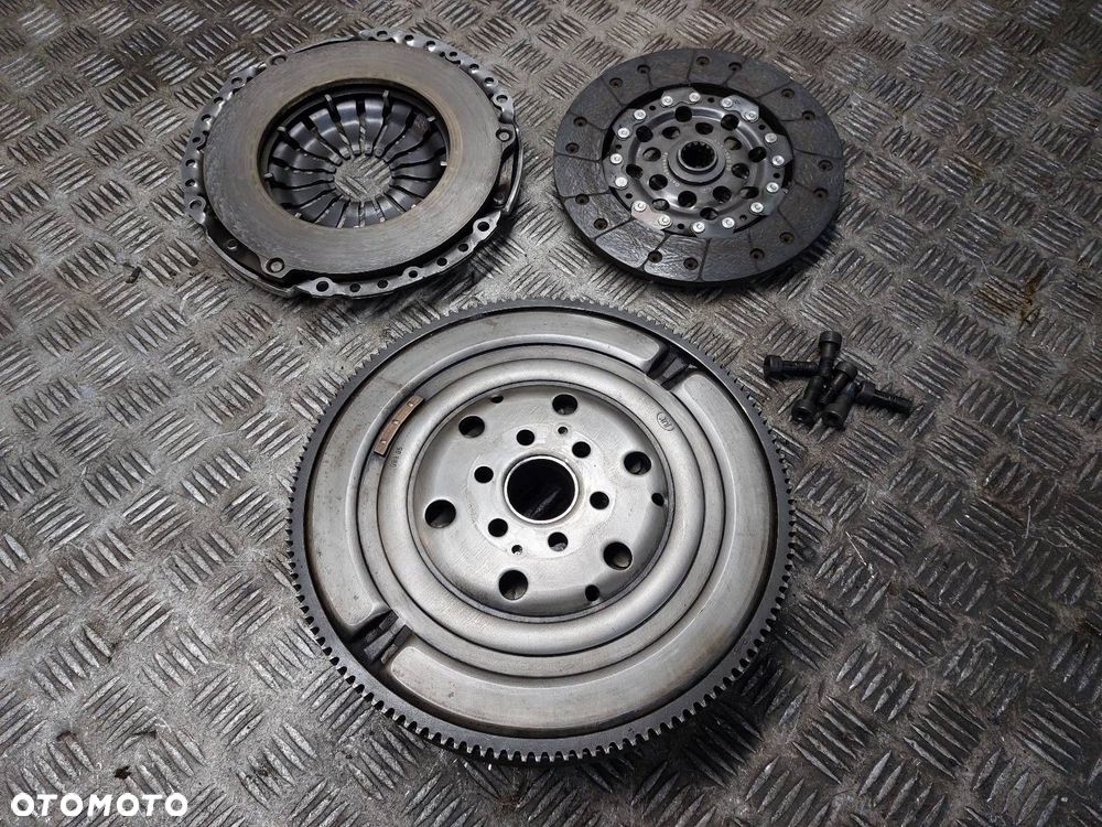KOŁO DWUMASOWE + TARCZA + DOCISK OPEL VECTRA C 2.2 16V - 6