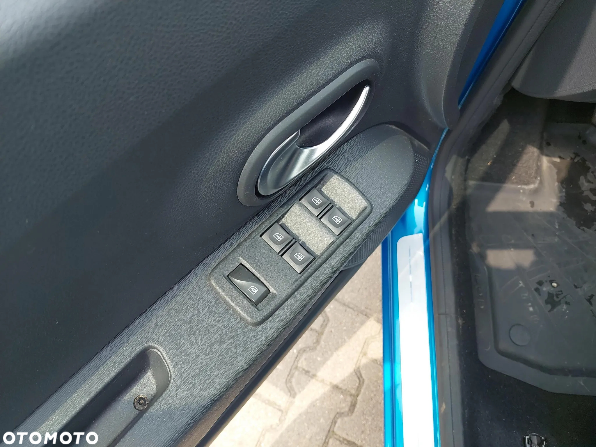 Dacia Lodgy 1.5 Blue dCi Stepway S&S EU6d - 10
