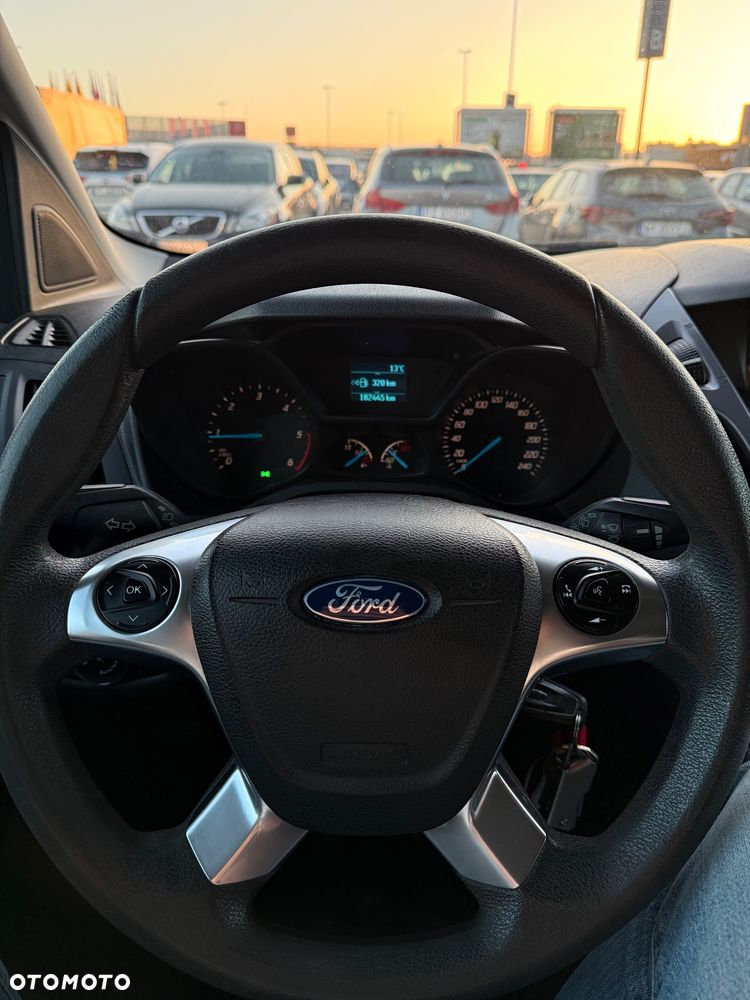 Ford Tourneo Connect Grand - 8