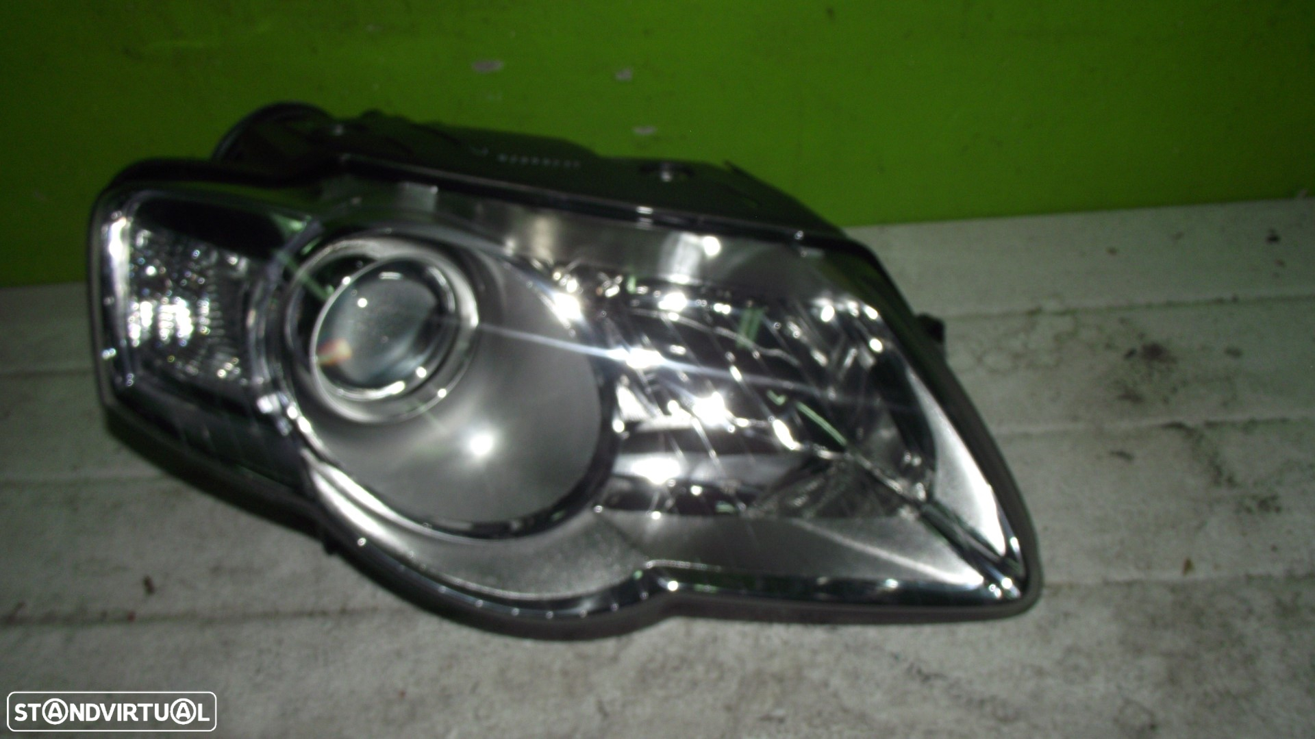 Farol Frente Direito Volkswagen Passat B6 - 2005 / 2010 - 2