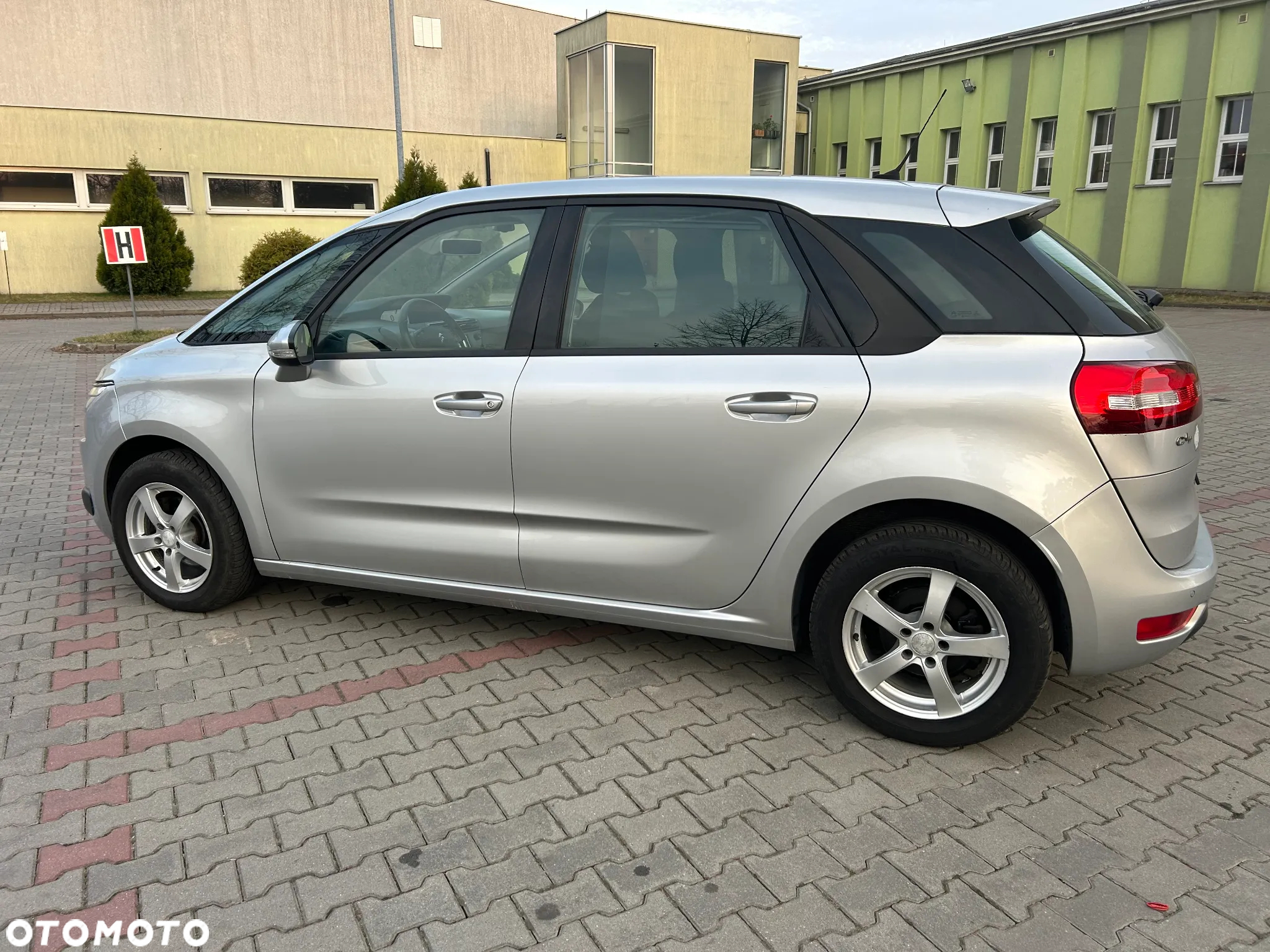 Citroën C4 Picasso e-HDi 115 Seduction - 7