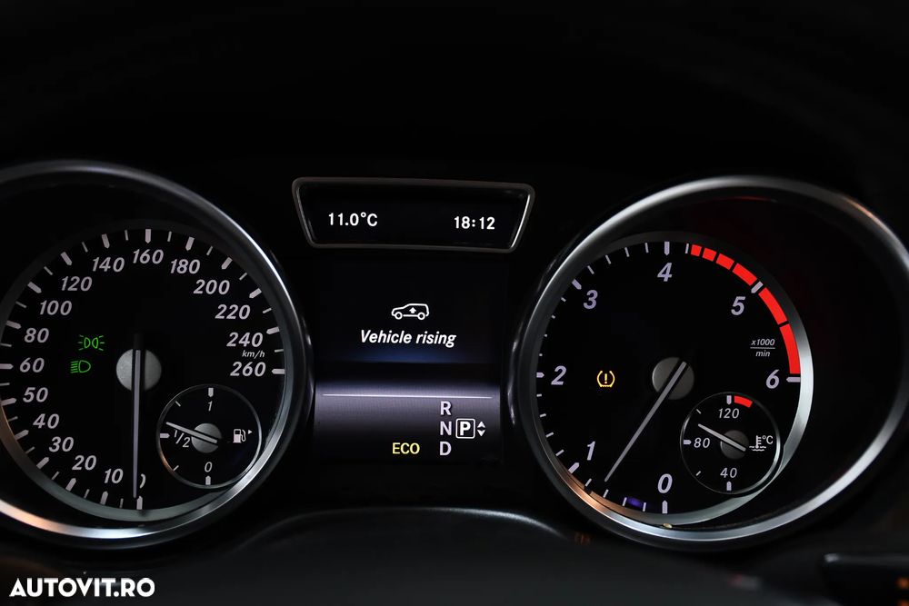 Mercedes-Benz GL - 27